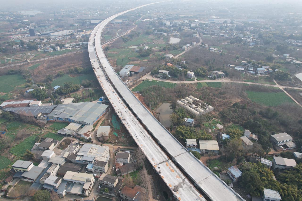 LJ2-1项目入城复线段高架桥 (2).JPG